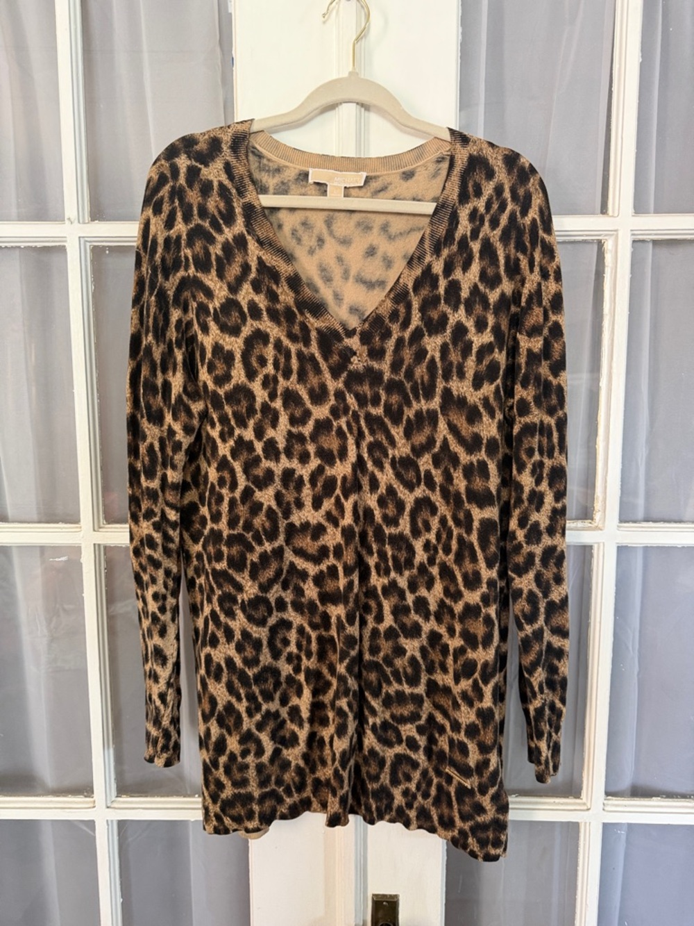MICHAEL Michael Kors Leopard Print V-Neck Sweater Animal Print Size Large